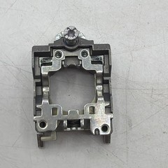 Schneider Harmony ZB4 BZ009 Contact Block Mounting Latch Metal Latch Box of 10