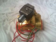 ASCO 8210G022 Solenoid Valve Red Hat 1-1/2″ NPT 2-Way 5-150 PSI-New No Box