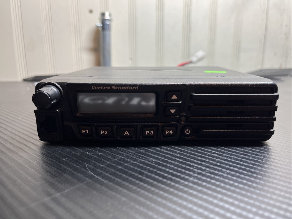 Vertex Vx-4204-0-50 VHF Analog Mobile Radio UNTESTED