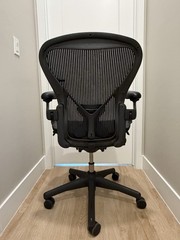 Herman Miller Aeron Classic Desk Chair | Size C | Black | 9.5/10