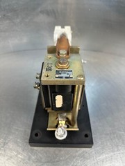 GE General Electric Y101A2 DC Contactor Relay 150 DC Amps 600V (4A-29)