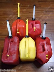 YELLOW VENT CAP Superior Air Breather Caps w/ Retaining Lip for PLASTIC GAS CANS