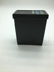 RKC REX-F400 F400FJ08-M*NP-NNN-NN Temperature Controller 100-240VAC 8VA/11VA