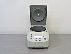 Eppendorf 5425 Centrifuge with New FA-24 X 2 Fixed Angle Rotor