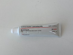Lot of 36 Cardinal Lubricating Jelly LJ33121 Exp.2028-08 to 2029-11 (*A1)