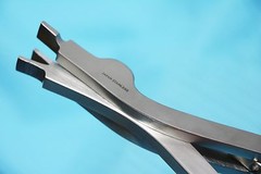THREE PRONG CAST SPREADER 9″ SURGICAL ORTHOPEDIC-JAPAN STAINLESS PREMIUM GRADE