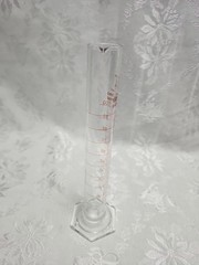 100ml Graduated Cylinder, Boro. 3.3 Glass, Single Metric, Class B SINGLE ITEM =1