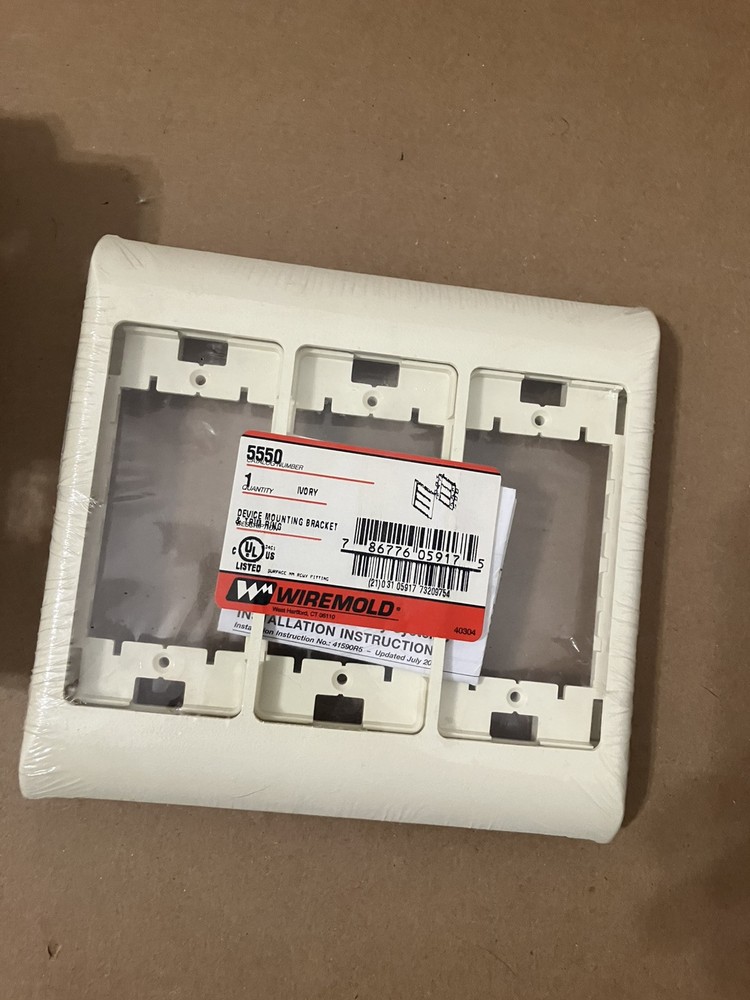 Wiremold 5550 Device Inline Bracket, 5500 Series Raceway, Ivory