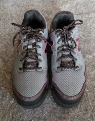 NEW BALANCE REVLITE ~ WOMEN’S STEEL TOE WORK SHOES ~ SZ Womens 8/Mens 6.5 ~ NEW