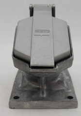 Crouse-Hinds ENR5201 Delayed Circuit Breaking Receptacle (1 Piece)