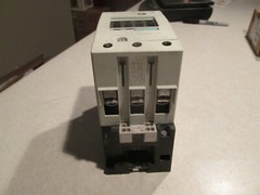 SIEMENS 3RT1045-3AG20 **USED**