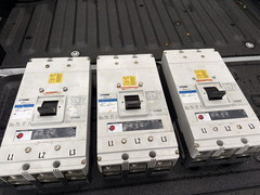YORK NE6000 Main Breaker 600A 3-Pole AC 551-600V Industrial Frame