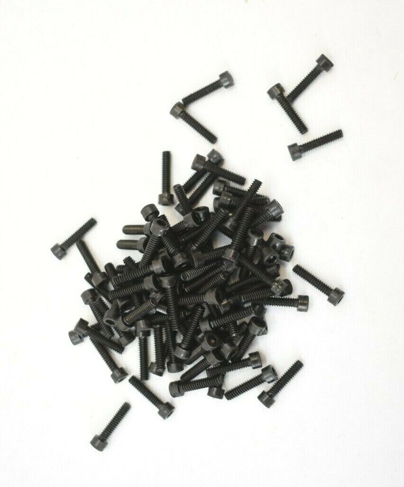 Pack Of 100 Holo-Krome 72022 UNRC Socket Head Cap Black Screws 4-40 X 1/2″