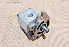 HYDRAULIC GEAR PUMP FOR ESCORT FARMTRAC FT35 FT45 EATON 6023613-001 600AD00003C