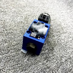 New valve 4WE6D6X / EG24N9K4 4WE6D62/OFEG24N9K4 for rexroth R900567512