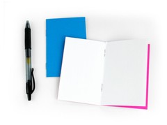 Hygloss Products Tiny Blank Books 10 Asstd Colors- 2.75 x 4.25″- 10/20/100 Books