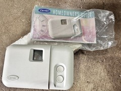 AS IS Carrier Non-programmable Ac/hp Multistage Thermostat Tstatccn2s01-a