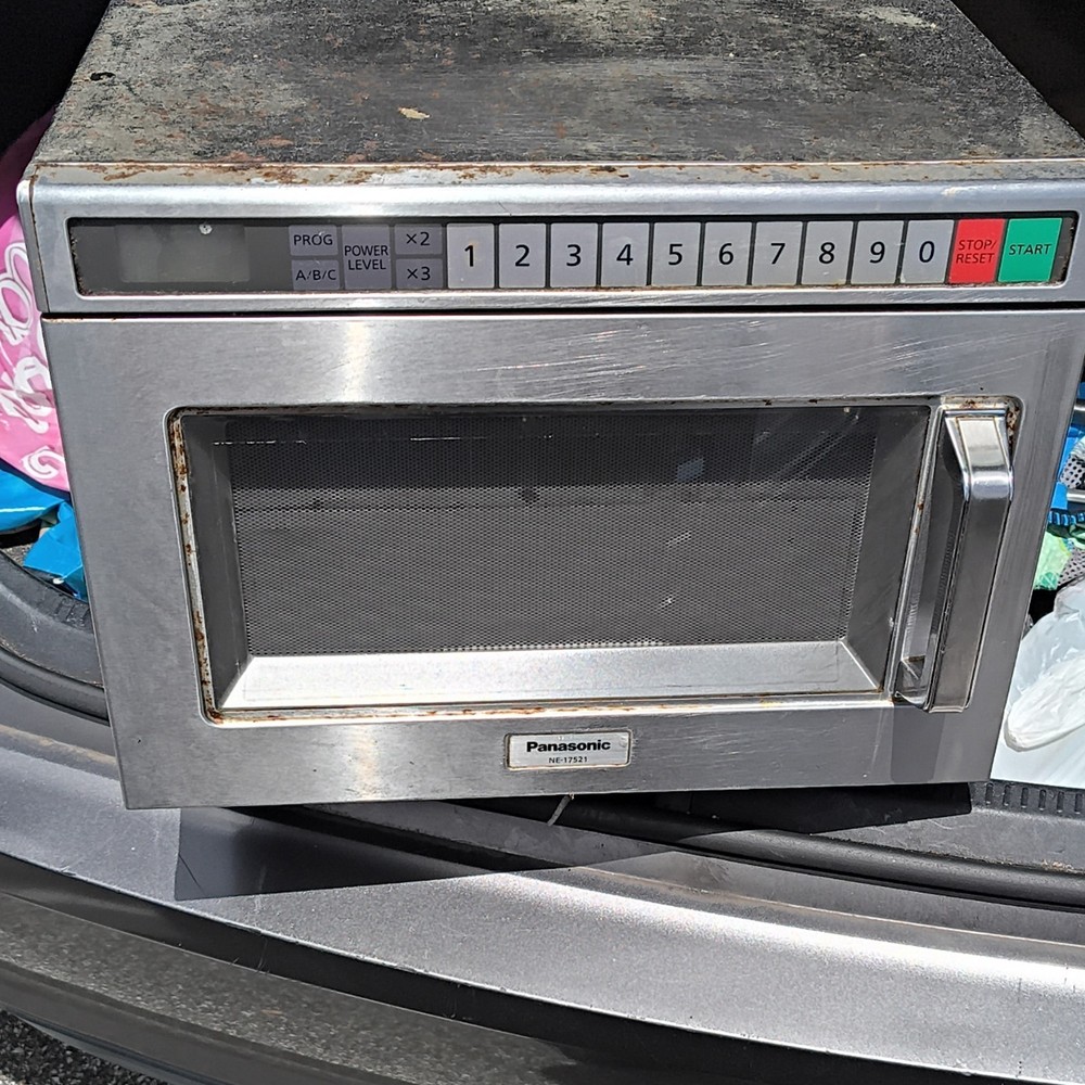 Panasonic NE-17521 Commercial Countertop Microwave Oven, Stainless Steel