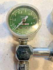 John Bunn Co. Gas Oxygen Regulator Valve Gauge Model 0150 051