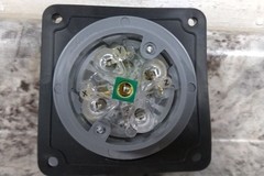 Hubbell HBL2815SW 120/208VAC 30 A Current Watertight Flanged Locking Inlet