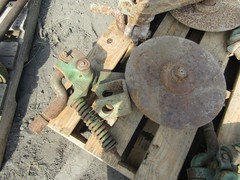 4 JOHN DEERE PLOW COULTERS WITH BRACKETS