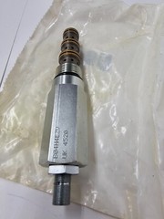 Parker Direct Acting Sequence Valve B04H4EZV 30-1160 PSI, 2-80 BAR Fluorocarbon