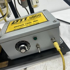 DTI 5000 Automatic Feed Screwdriver. Industrial Automatic Blow Feed Screw Gun.