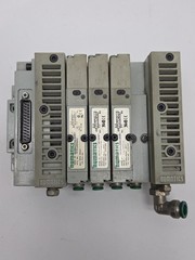 Numatics 052BA4Z2ML00061 239-1174 3-StationValve Manifold 25-Pin 24VDC