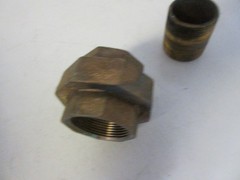 Lead Free 1-1/2″ FNPT x 1-1/2″ FNPT Union Coupling & 2″ Long Nipple