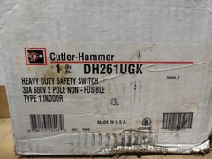 NEW DH261UGK 30 Amp 600V 1 PhASE SINGLENon Fused Safety Switch Disconnect