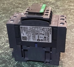 NOS Schneider Electric – TESYS LC1D40A Magnetic Contactor, 3 Pole, 220V, 50/60HZ