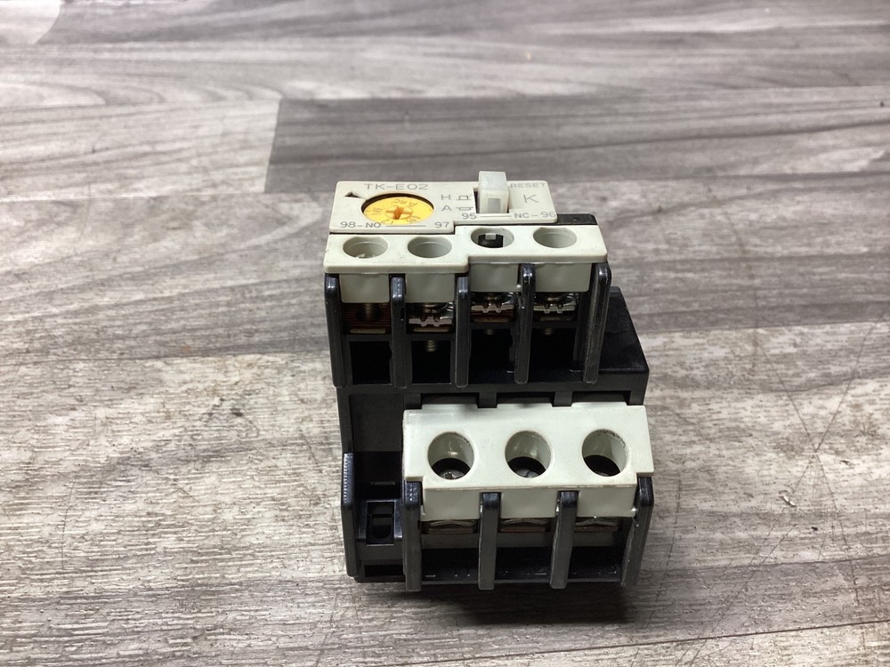 FUJI ELECTRIC OVERLOAD RELAY TK-E02 TK22E 0.95-1.45A #121N104