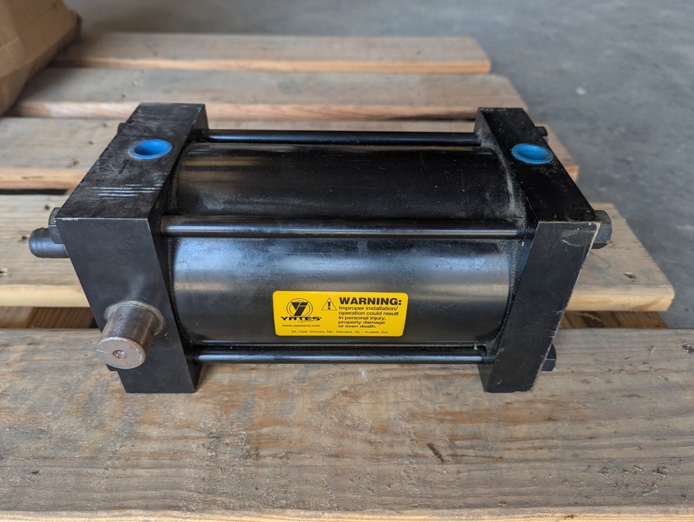Yates Pneumatic Air Cylinder 5″ Bore X 6″ Stroke 250 PSI 1″ Rod U3AJ4