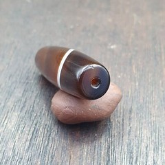 Antique Old Yemeni Agate Natural Rare pattern Banded Agate Bead BD-A-2