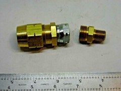 33806B-Y84 Truck Air Brake Hose Fitting 3/8″ Hose 1/4″ MNPT; 3/8″ 927864