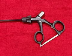 Laparoscopic Fenestrated Grasping Forceps 5mm For Laparoscopic Surgery
