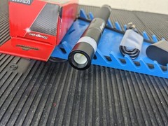 #bf265 NEW Snap On Tools ECFLG032 425 Lumens Rechargeable Light 90 swivel head