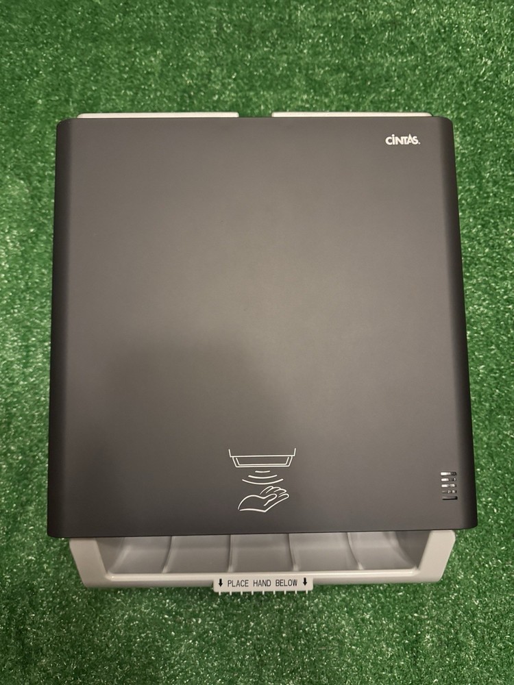 Cintas Automatic Paper Towel Dispenser Color: Raven Black