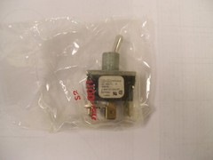 NEW LOT OF 25 McGill #1121-0011 11210011 DPDT Bat Handle Toggle Switches 50310da
