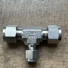 1pc – Swagelok SS-600-3-6-4, 3/8″ X 3/8″ X 1/4″ Reducing Union Tee, 316SS