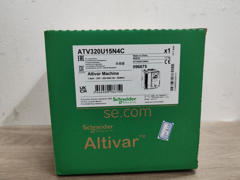New Schneider ATV320U15N4C Inverter 1PC Fast Shipping