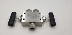 Autoclave Engineers 30VM9075 30,000 psi Stainless Steel Manifold & Needle Valves