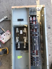 GE BUSS BAR 200A 240V 1 PH 20 SPC OR 40 SPC USED GOOD CONDITION