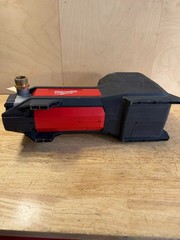 Milwaukee 2771-20 M18 FUEL 18V Water Transfer Pump (FOR PARTS OR REPAIR)