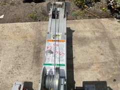 Genie Superlift Contractor, SLC- 24, 650 lbs Load Capacity, Lift Height 24′. M42