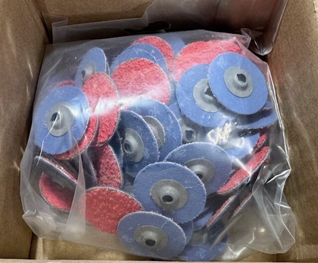 CGW 1-1/2″ Turn-On Sanding Discs 24 Grit Ceramic Quick-Change Discs 100 Pack
