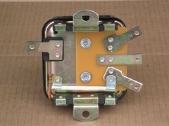 12 VOLT REGULATOR FOR PART 182548M91 182548M92 1900343M91 1927 21A616 229484