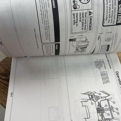 John Deere 490E Excavator Owners Operators Manual – OMT138805