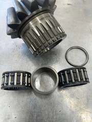 CH14684 John Deere 750 MFWD front spindle pinion