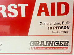 Grainger 10 Person First Aid Kit 54557 OSHA Emergency Safety Case Brand New READ